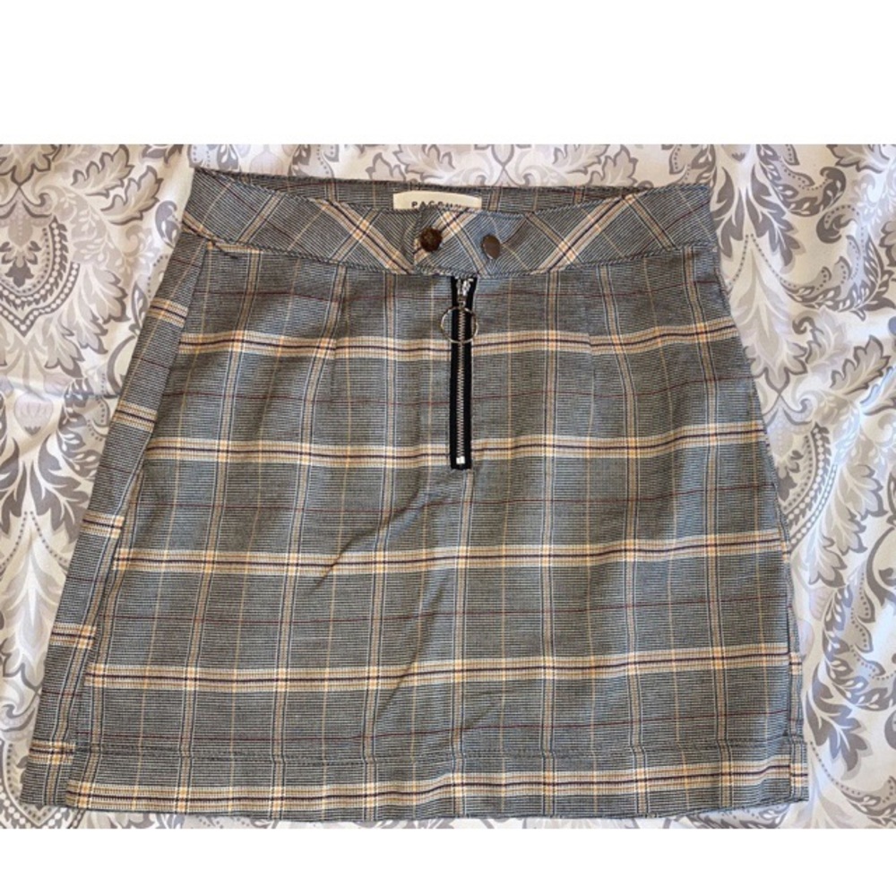 Plaid mini skirt